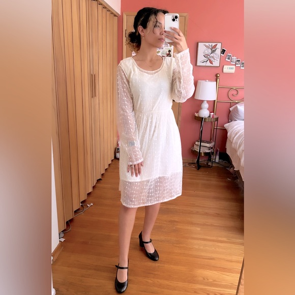 Yaya, Vintage Lace Dress - Picture 2 of 5